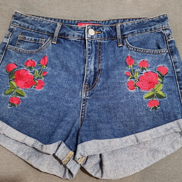 GUESS WOMEN'S DENIM SHORTS - Picture 2 of 8